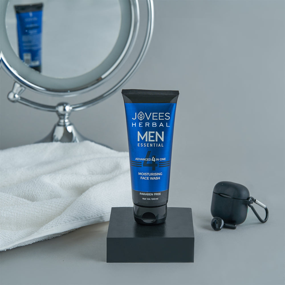 Jovees Men's Essential Advanced 4 in 1 Moisturizing Face Wash 100 ML