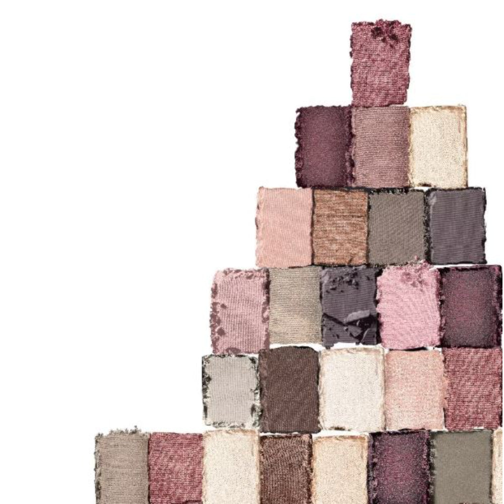 Maybelline New York The Blushed Nudes Eyeshadow Palette, 12 Highly Blendable Shades (9g)